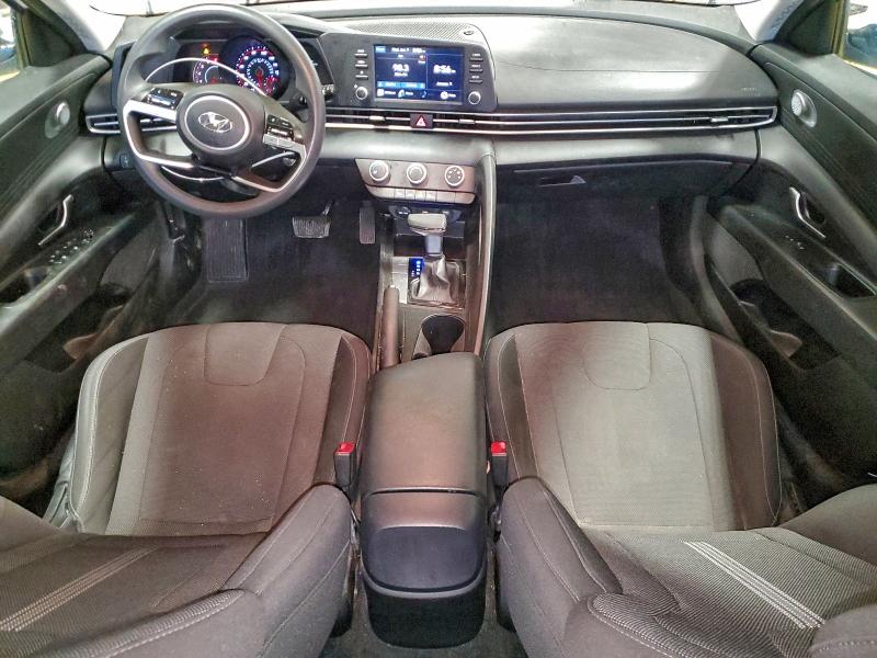 Фото 8 - HYUNDAI ELANTRA