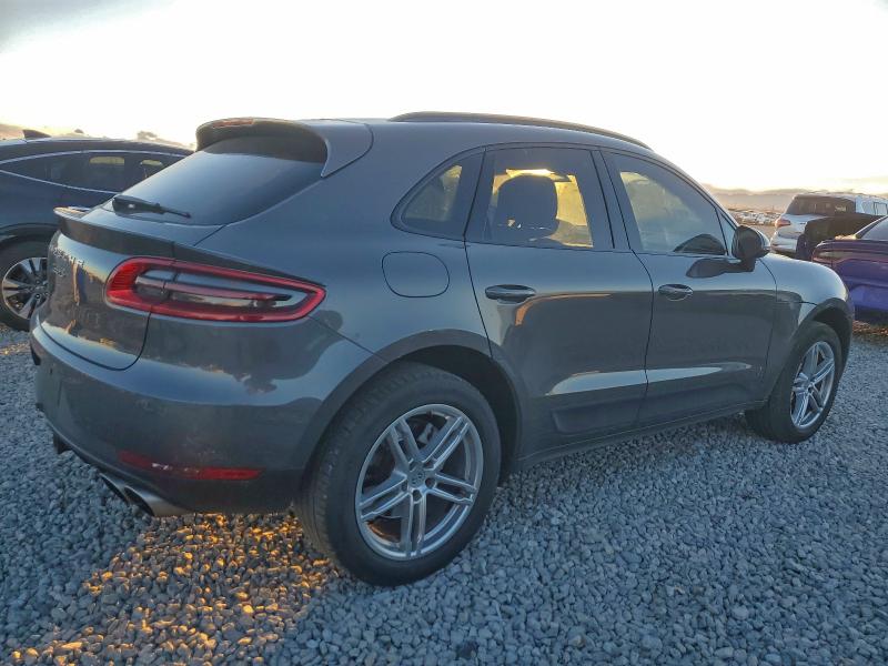 Фото 3 - PORSCHE MACAN