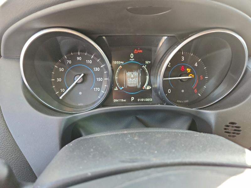 Фото 9 - JAGUAR XE