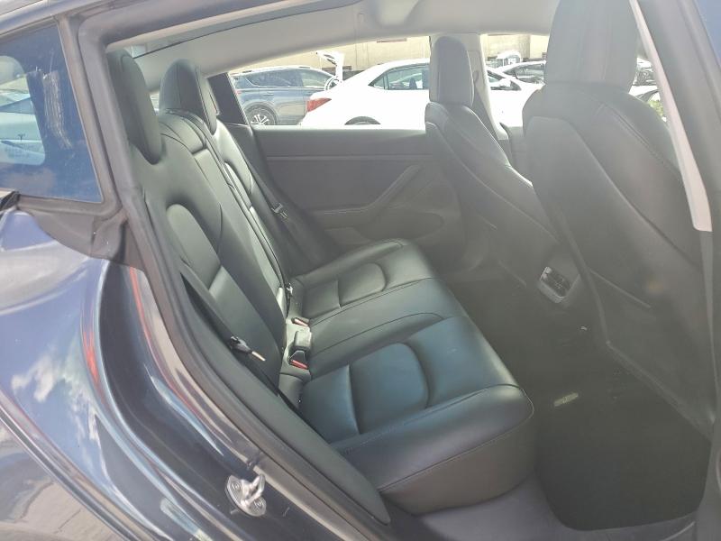 Фото 10 - TESLA MODEL 3