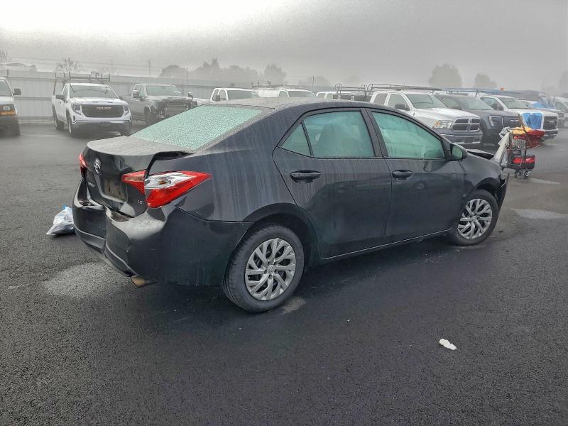 Фото 3 - TOYOTA COROLLA