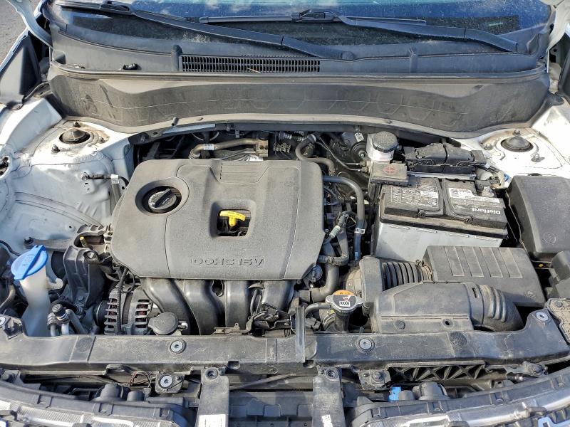 Фото 12 - KIA SELTOS