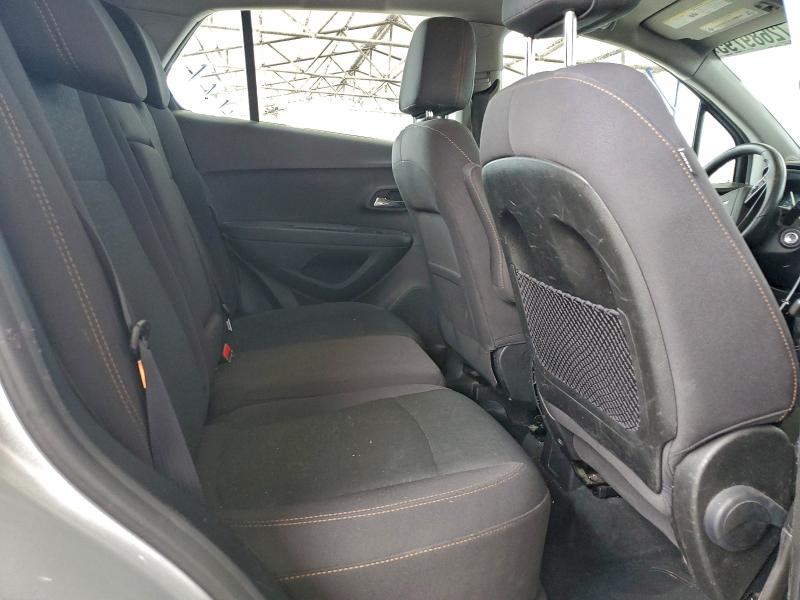 Фото 10 - CHEVROLET TRAX