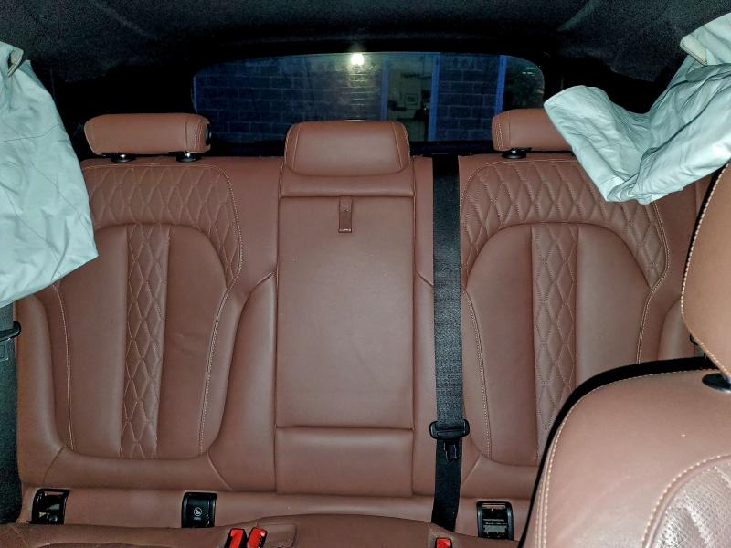 Фото 10 - BMW X5