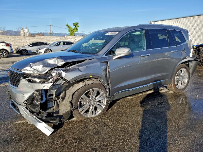 Фото 1 - CADILLAC XT6