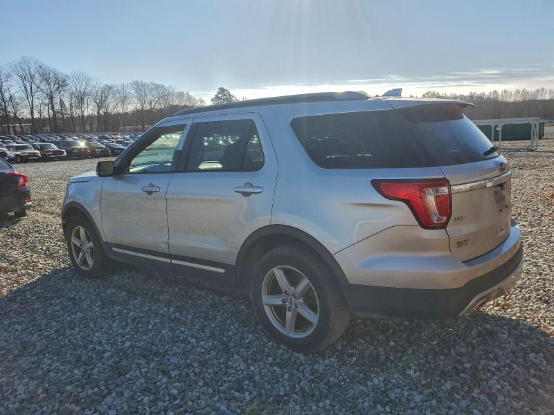 Фото 2 - FORD EXPLORER