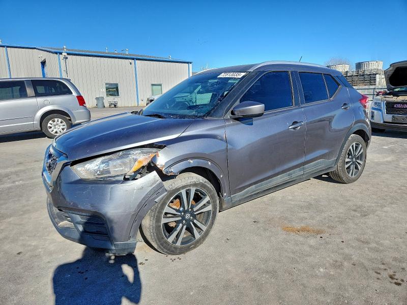 Фото 1 - NISSAN KICKS