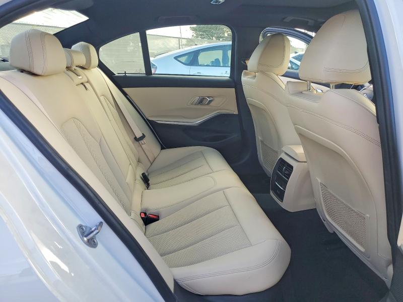 Фото 10 - BMW 3 SERIES