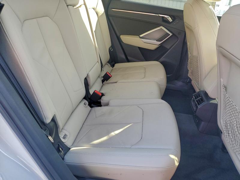 Фото 10 - AUDI Q3