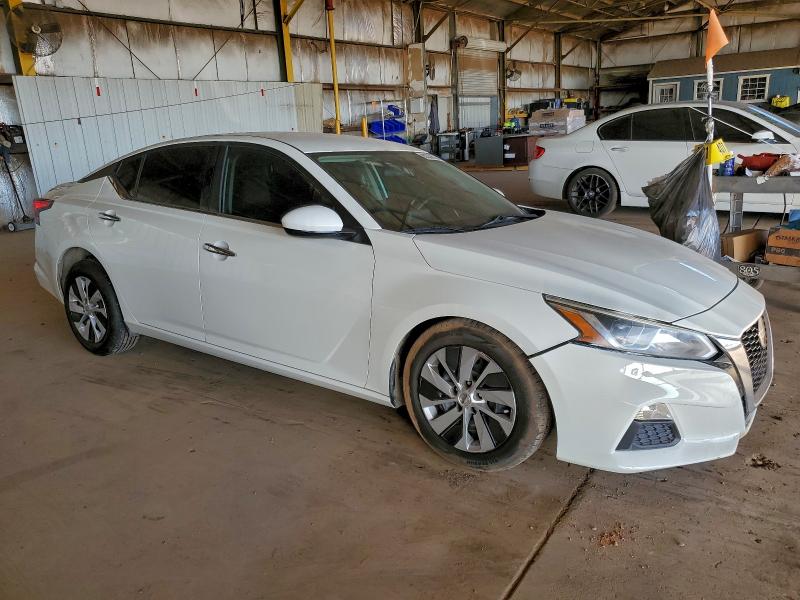 Фото 4 - NISSAN ALTIMA