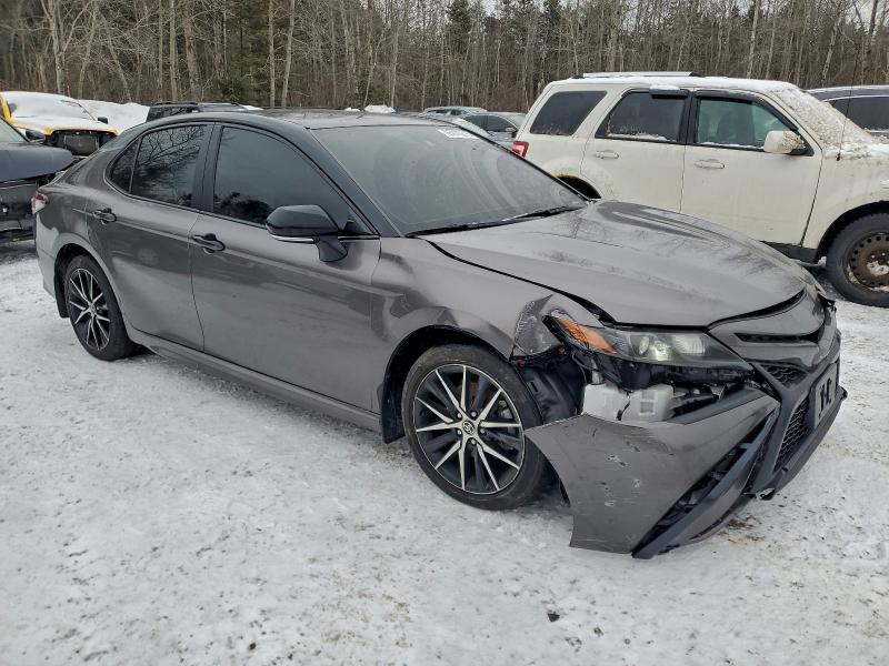 Фото 4 - TOYOTA CAMRY