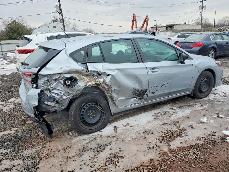 Фото 3 - SUBARU IMPREZA