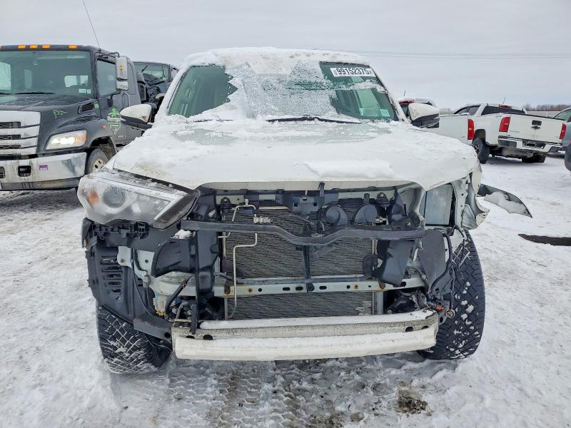 Фото 5 - TOYOTA 4RUNNER
