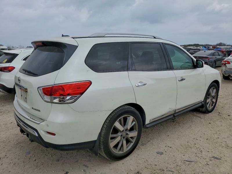 Фото 3 - NISSAN PATHFINDER