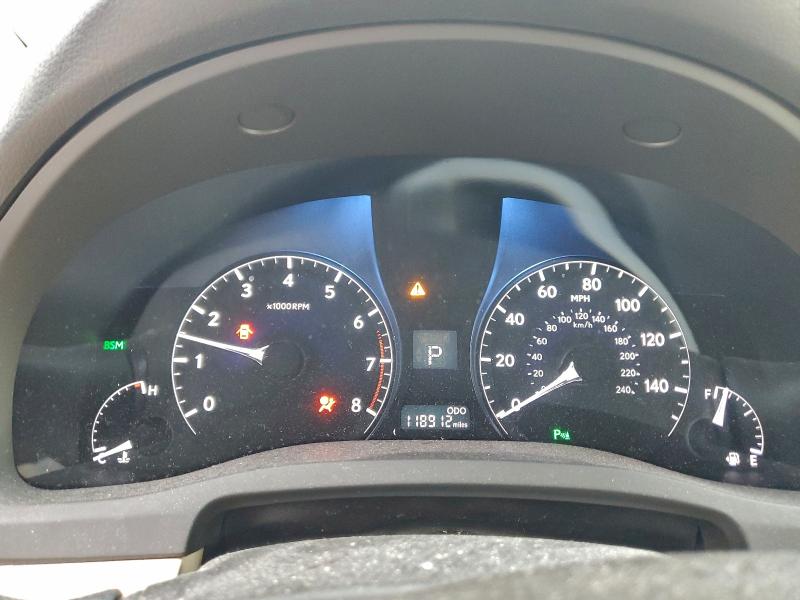 Фото 9 - LEXUS RX350