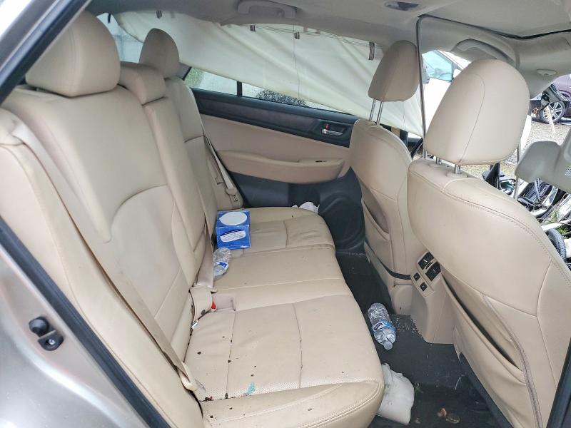 Фото 10 - SUBARU OUTBACK