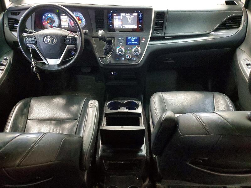 Фото 8 - TOYOTA SIENNA