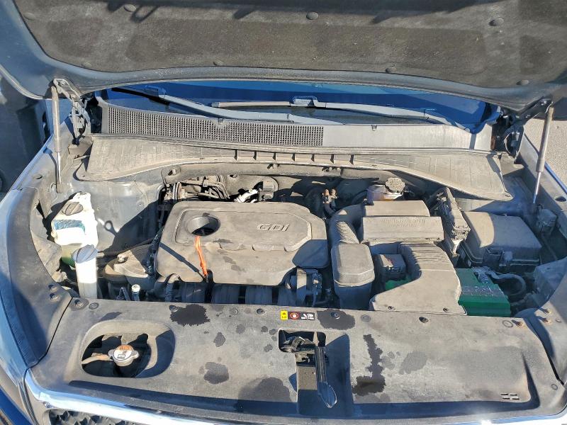 Фото 12 - KIA SORENTO