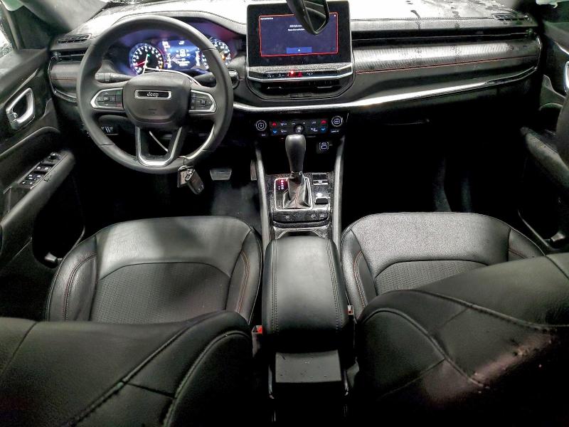 Фото 8 - JEEP COMPASS