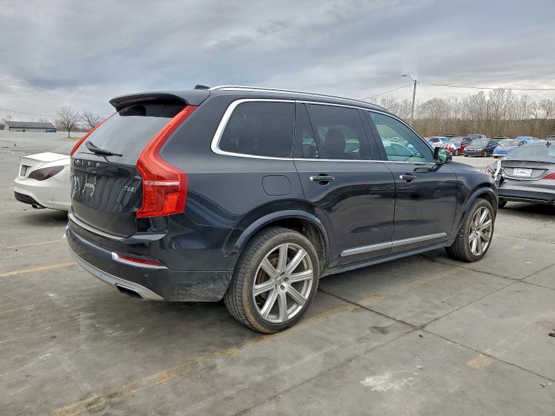 Фото 3 - VOLVO XC90