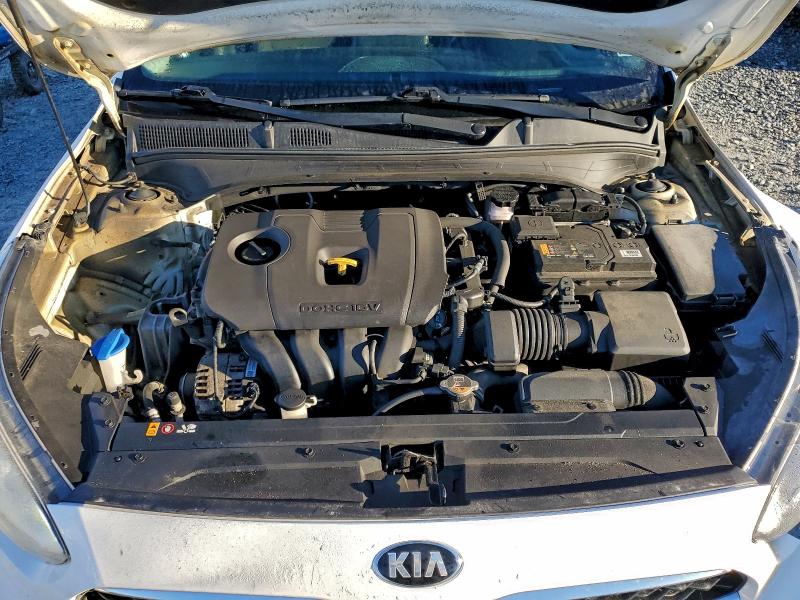 Фото 11 - KIA FORTE