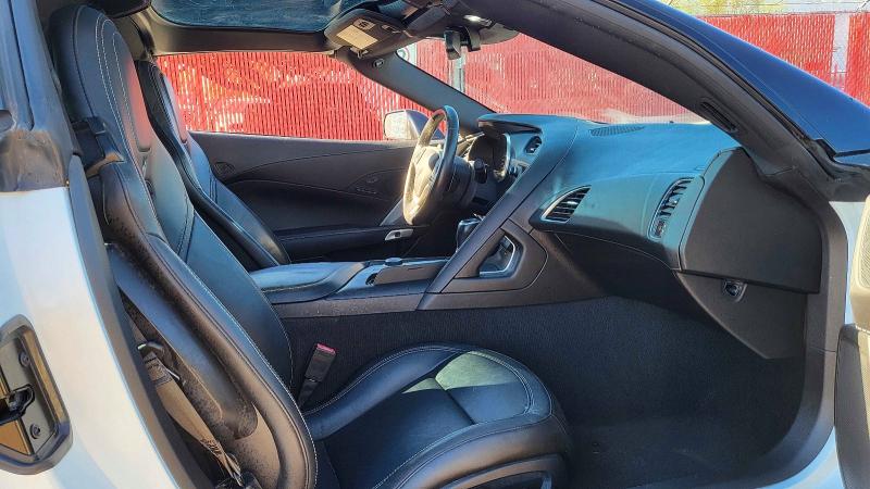 CHEVROLET CORVETTE 2015 VIN 1G1YK2D76F5123841