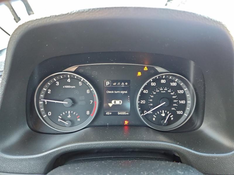 Фото 9 - HYUNDAI ELANTRA