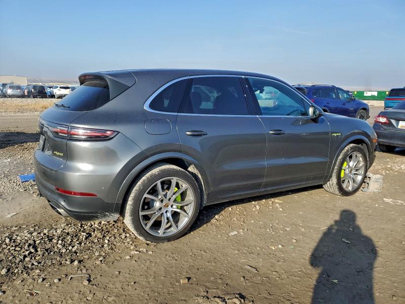 Фото 3 - PORSCHE CAYENNE