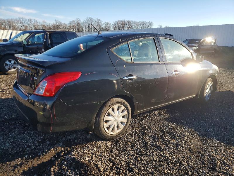Фото 3 - NISSAN VERSA