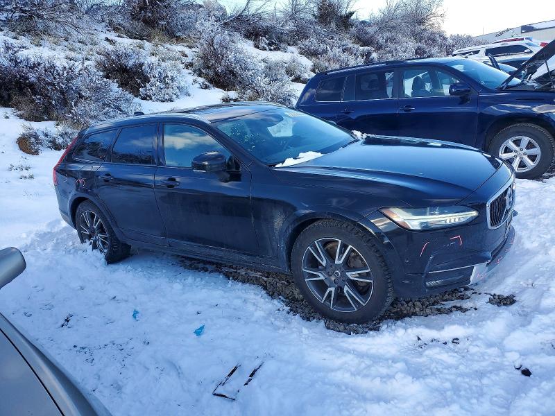 VOLVO V90 2017 VIN YV4A22NL1H1004591