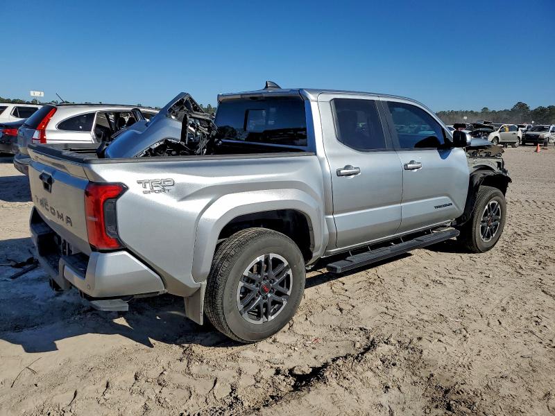 Фото 3 - TOYOTA TACOMA