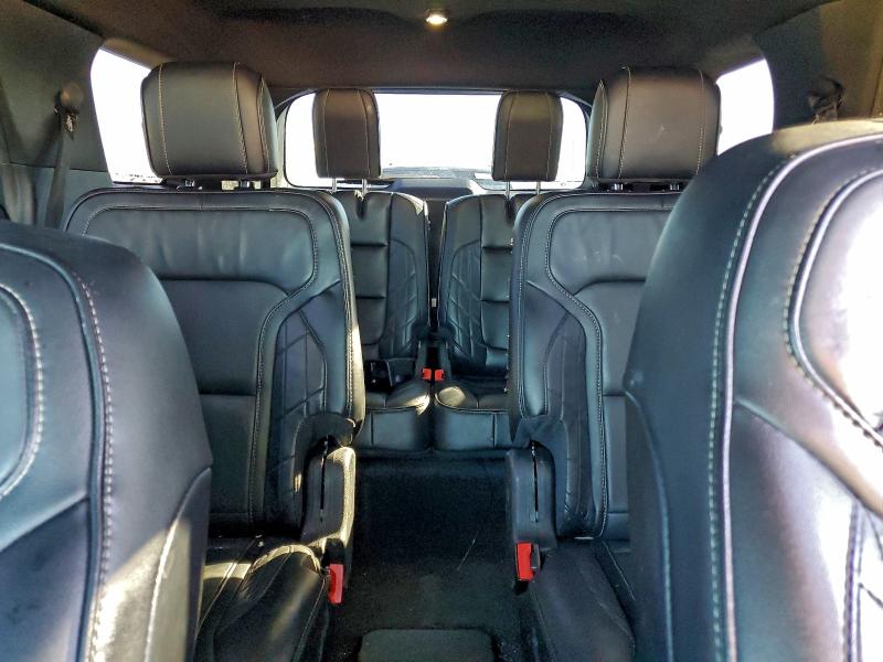 Фото 10 - FORD EXPLORER