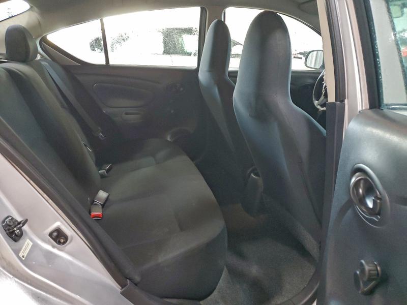 Фото 10 - NISSAN VERSA