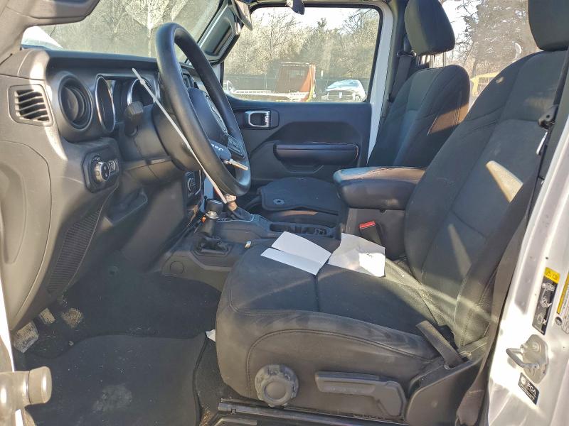 Фото 7 - JEEP GLADIATOR