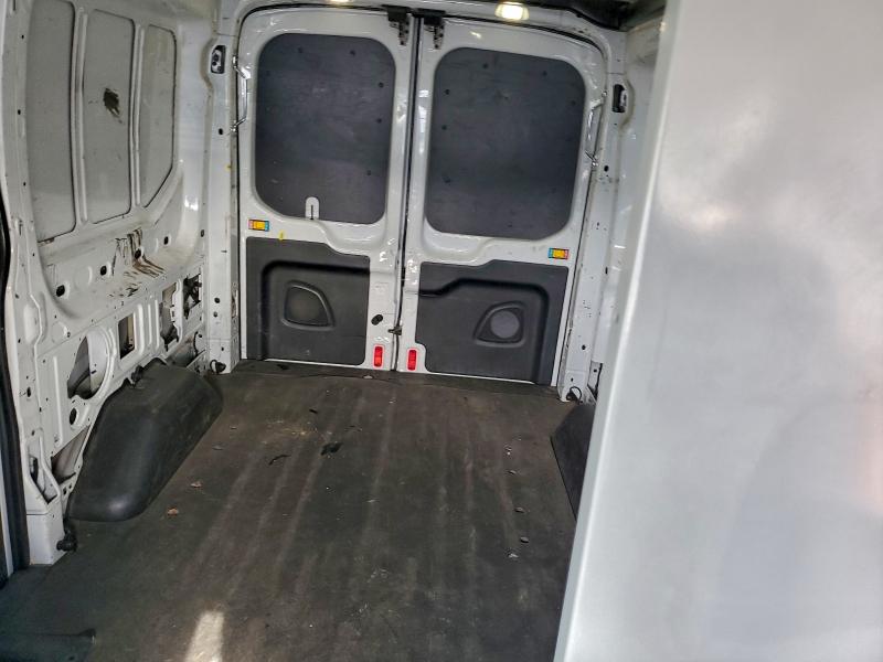 Фото 10 - FORD TRANSIT