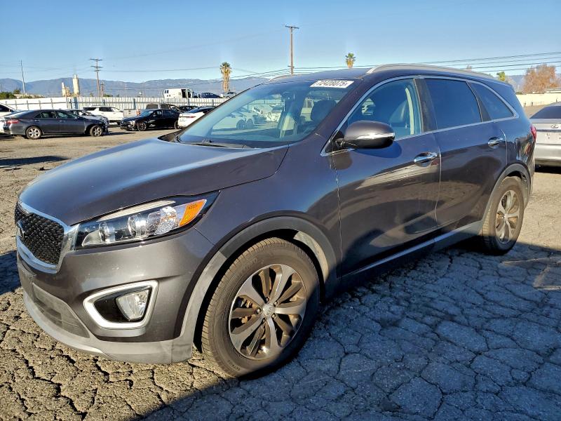 Фото 1 - KIA SORENTO