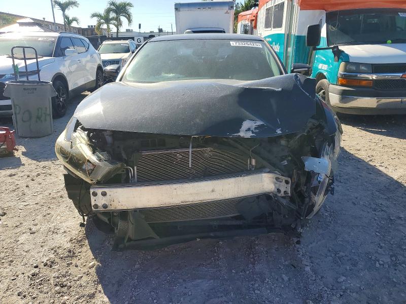 Фото 5 - NISSAN MAXIMA