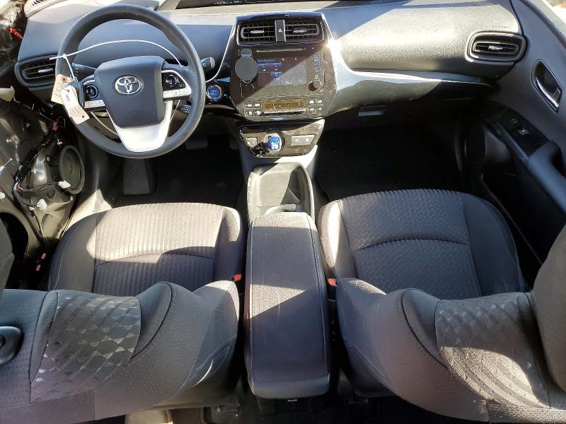 Фото 8 - TOYOTA PRIUS