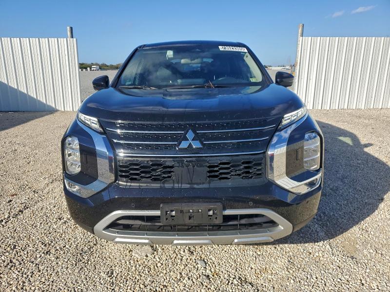 Фото 5 - MITSUBISHI OUTLANDER