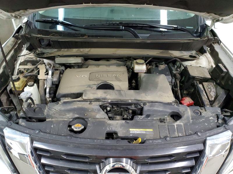 Фото 12 - NISSAN PATHFINDER