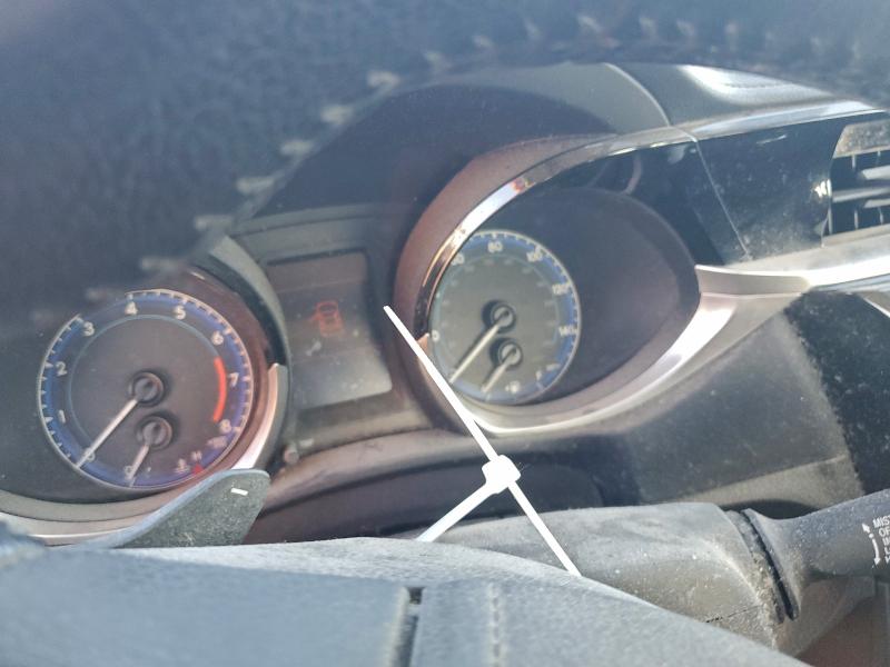 Фото 9 - TOYOTA COROLLA