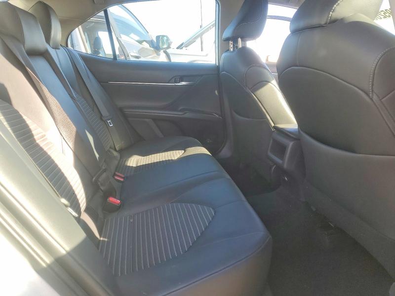 Фото 10 - TOYOTA CAMRY