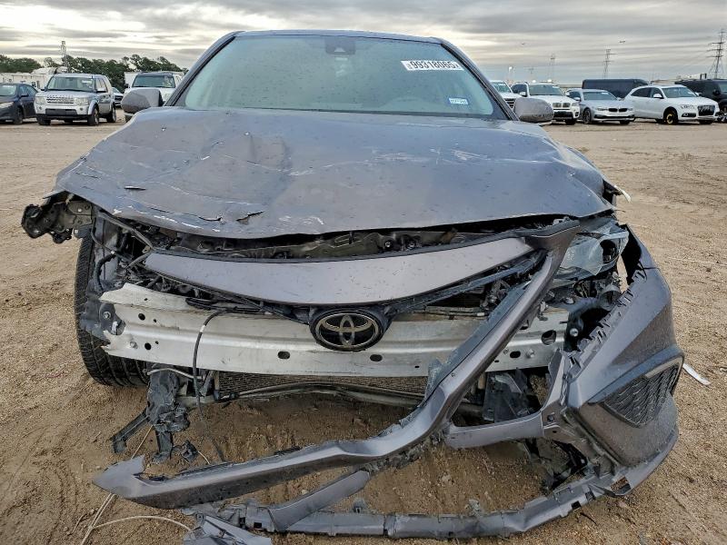 Фото 5 - TOYOTA CAMRY