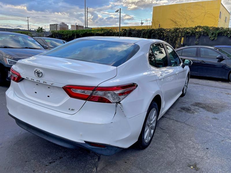 Фото 4 - TOYOTA CAMRY