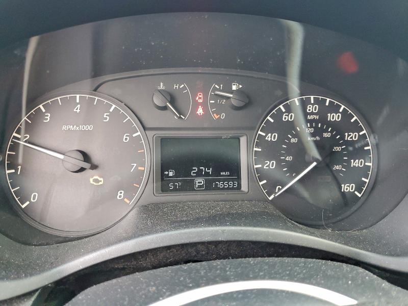 Фото 9 - NISSAN SENTRA