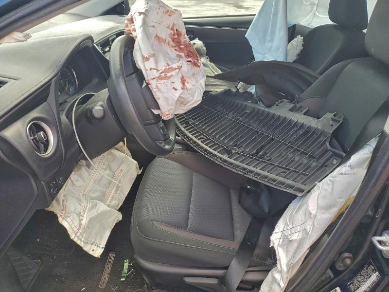 Фото 7 - TOYOTA COROLLA