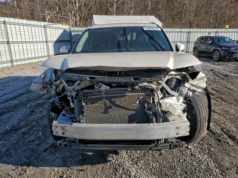 Фото 5 - TOYOTA GRAND HIGH