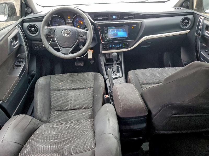 Фото 8 - TOYOTA COROLLA