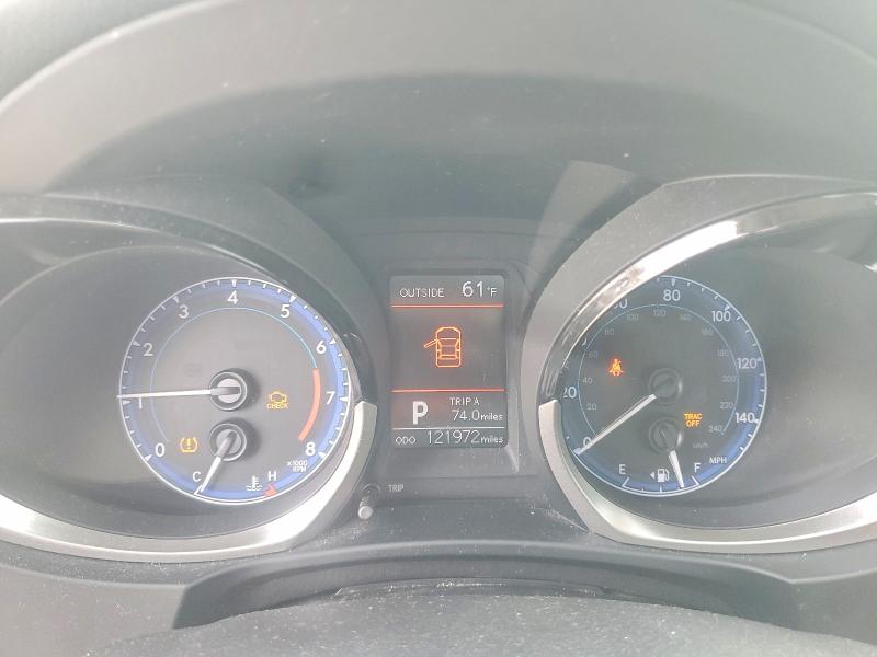 Фото 9 - TOYOTA COROLLA