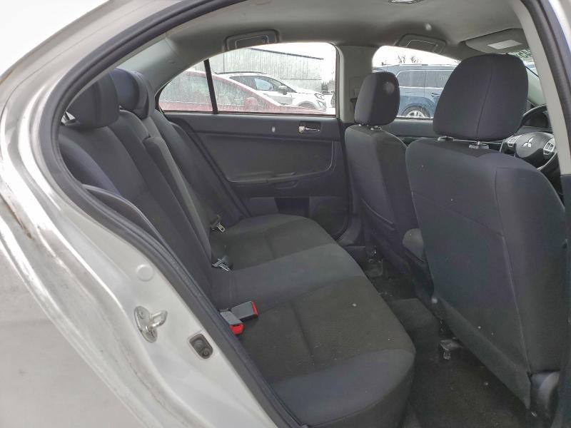 Фото 10 - MITSUBISHI LANCER